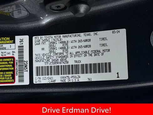 Used 2024 Toyota Tundra Limited w/ Power Package AWD/4WD image 32