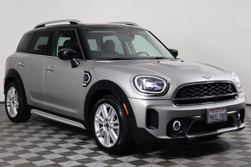 Used 2024 MINI Cooper Countryman S FWD image 3