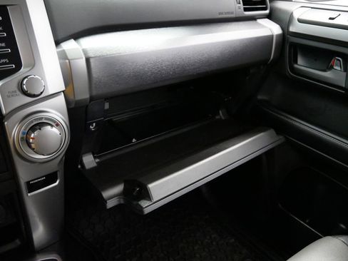 Used 2020 Toyota 4Runner SR5 Premium image 41