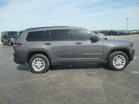 Used 2025 Jeep Grand Cherokee L Laredo w/ Luxury Tech Group I image 5