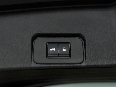 Used 2023 Nissan Rogue Platinum w/ Platinum Premium Package image 33