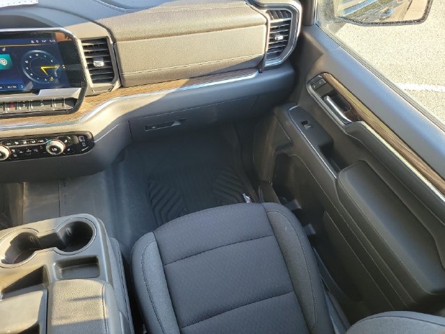 Used 2023 Chevrolet Silverado 1500 LT Trail Boss w/ Protection Package AWD/4WD image 18