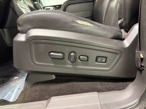 Used 2014 Lincoln Navigator 4WD image 14