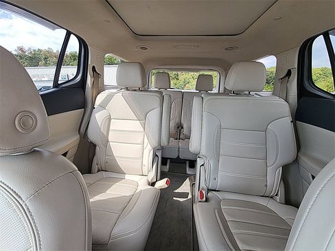 Used 2020 GMC Acadia Denali w/ Denali Ultimate Package image 25