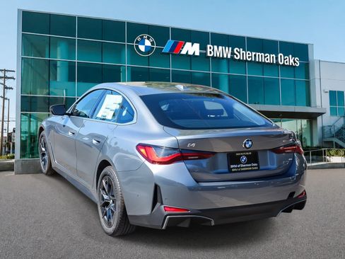 New 2026 BMW i4 eDrive40 w/ Premium Package RWD image 6
