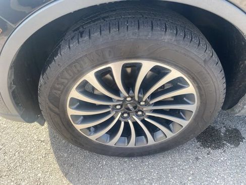 Used 2022 Lincoln Aviator Reserve w/ Elements Package Plus AWD/4WD image 10