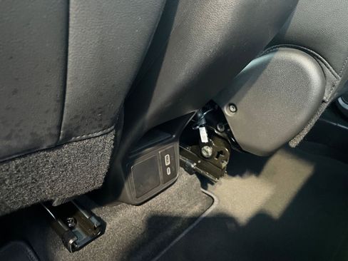 Used 2025 Buick Encore GX Preferred image 23