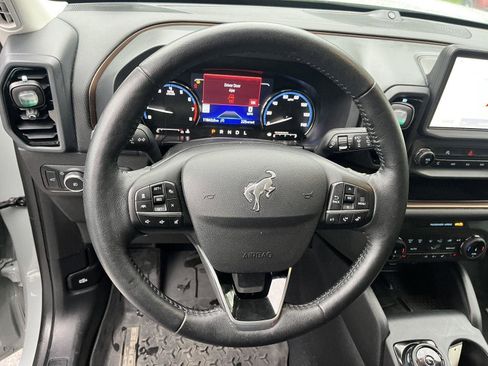 Used 2023 Ford Bronco Sport Outer Banks w/ Tech Package AWD/4WD image 15