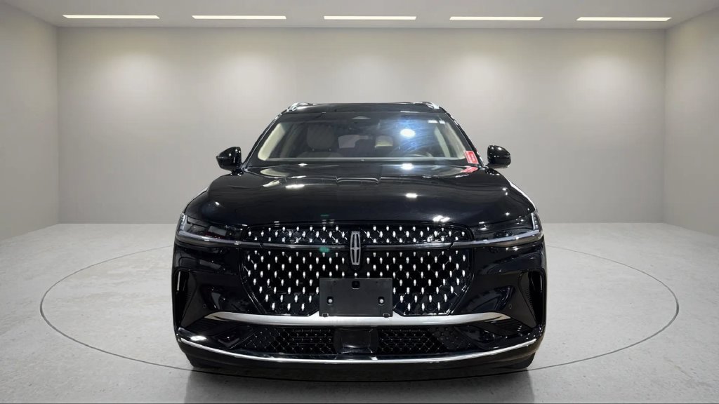 Certified 2024 Lincoln Nautilus Reserve w/ Equipment Group 202A AWD/4WD image 20