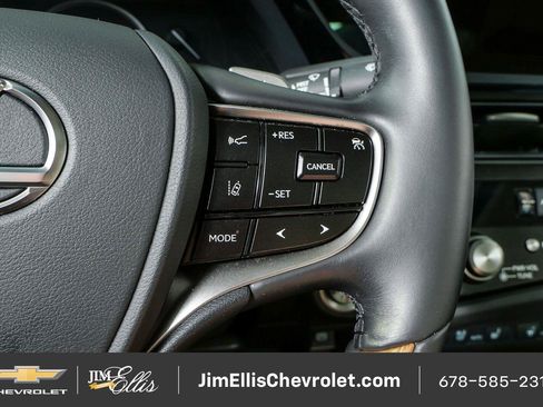 Used 2025 Lexus ES 350 Ultra Luxury w/ Accessory Package (Z2) FWD image 12