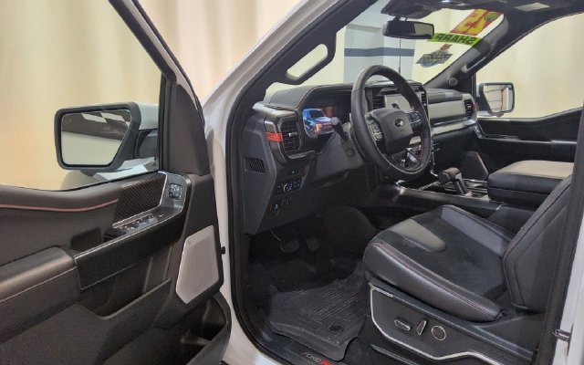 Used 2025 Ford F150 Raptor AWD/4WD image 10