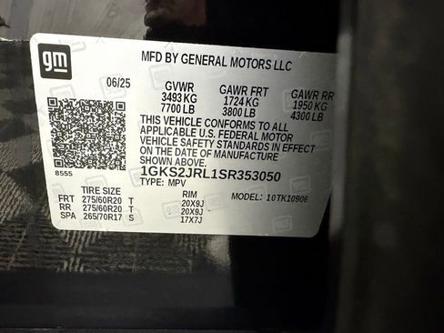Used 2025 GMC Yukon XL Denali AWD/4WD image 35