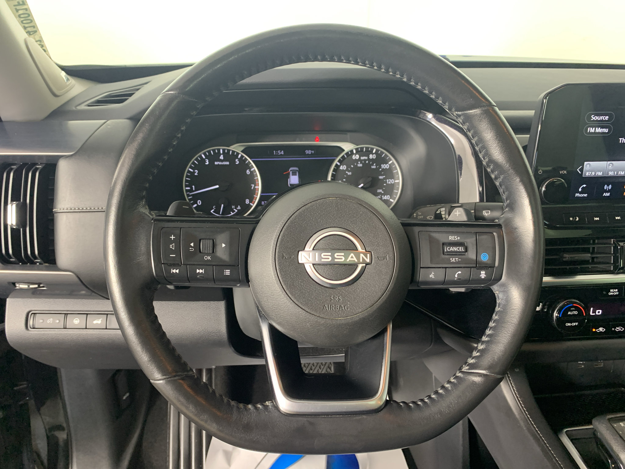 Used 2022 Nissan Pathfinder SL w/ SL Premium Package FWD image 21