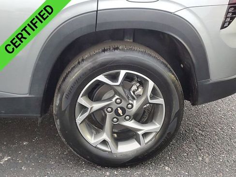 Certified 2024 Chevrolet Trax LT w/ Driver Confidence Package image 31