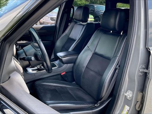 Used 2021 Jeep Grand Cherokee Laredo X AWD/4WD image 9
