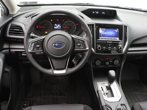 Used 2017 Subaru Impreza 2.0i Premium image 14