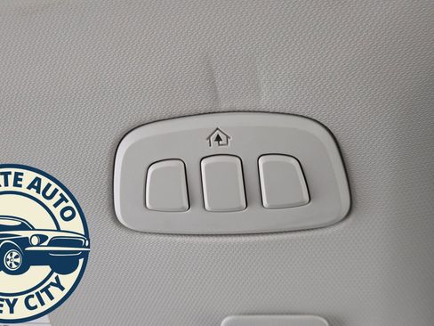 Used 2021 Ford Mustang Mach-E Premium image 25