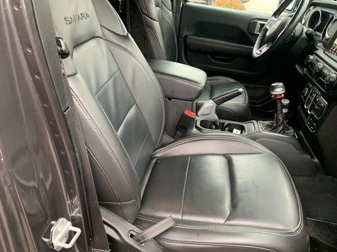 Used 2022 Jeep Wrangler Unlimited Sahara w/ LED Lighting Group image 13