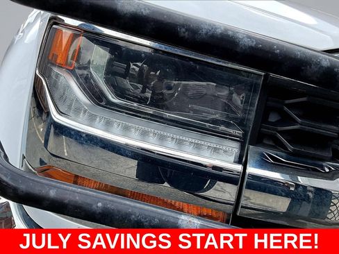 Used 2017 Chevrolet Silverado 1500 LT w/ LT Fleet Convenience Package AWD/4WD image 35