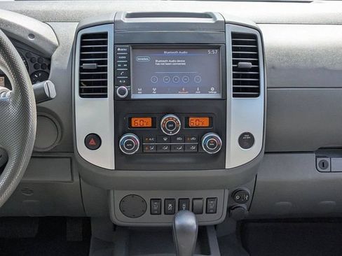Used 2021 Nissan Frontier SV w/ Midnight Edition Floor Mats RWD image 18