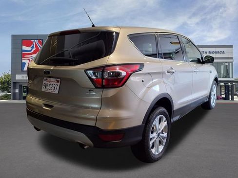 Used 2017 Ford Escape SE FWD image 24