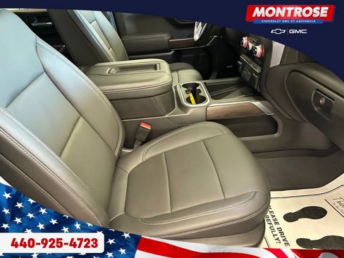 Used 2021 GMC Sierra 1500 SLT w/ SLT Premium Plus Package AWD/4WD image 30