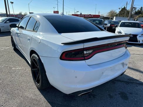Used 2015 Dodge Charger SXT w/ Premium Group image 32