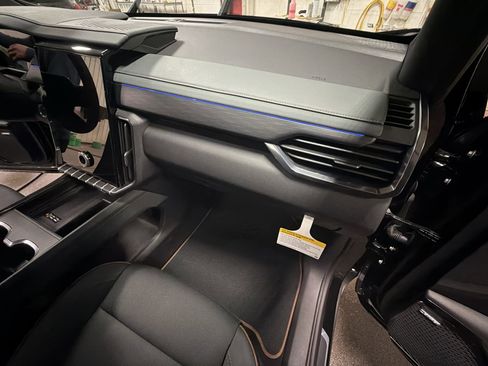 New 2026 GMC Acadia AT4 w/ Luxury Package image 29