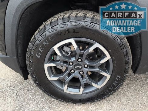 Certified 2025 Chevrolet Equinox ACTIV w/ Safety and Technology Package image 4