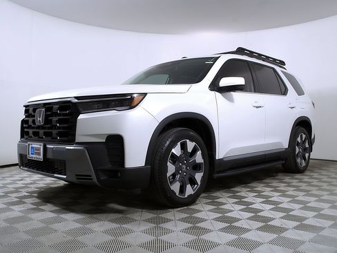 New 2026 Honda Pilot Elite image 2