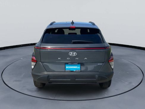 Used 2025 Hyundai Kona SEL AWD/4WD image 7