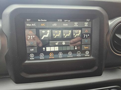 Used 2019 Jeep Wrangler Unlimited Sport S AWD/4WD image 15