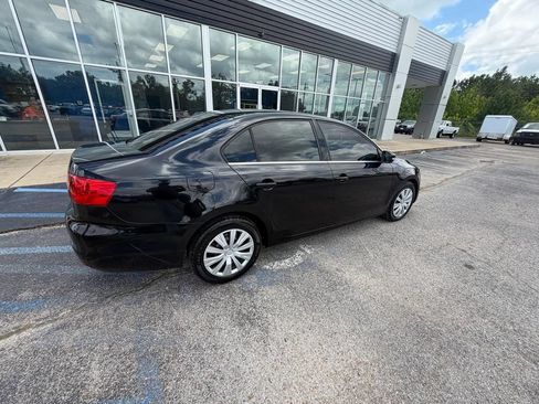 Used 2013 Volkswagen Jetta SE FWD image 5
