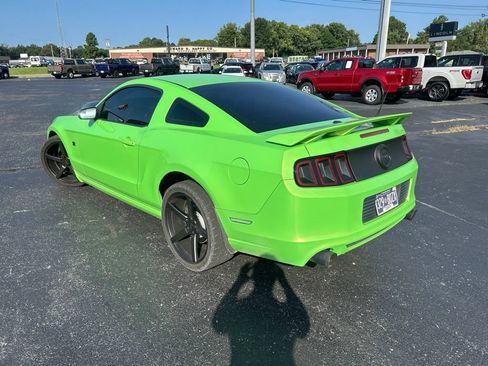 Used 2013 Ford Mustang GT Premium w/ Electronics Pkg RWD image 5