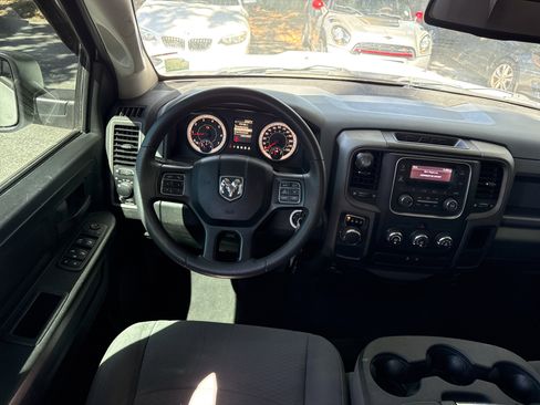 Used 2019 RAM 1500 Tradesman w/ Chrome Plus Package image 11