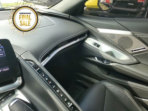 Used 2020 Chevrolet Corvette Stingray Preferred Cpe w/ 2LT Preferred Equipment Group image 31