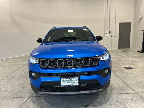 New 2026 Jeep Compass Latitude AWD/4WD image 3
