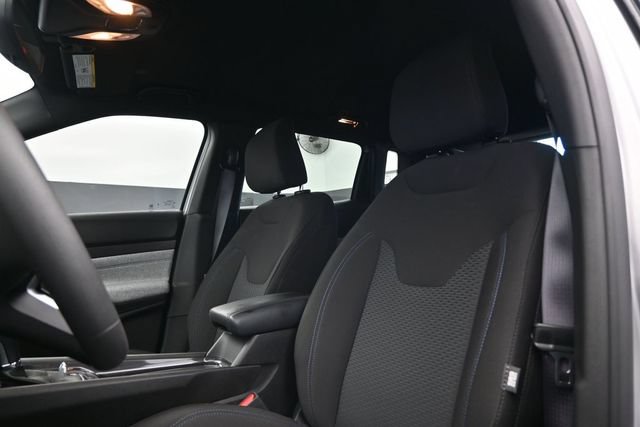 Used 2025 Jeep Compass Sport w/ Mopar Graphics Package AWD/4WD image 5