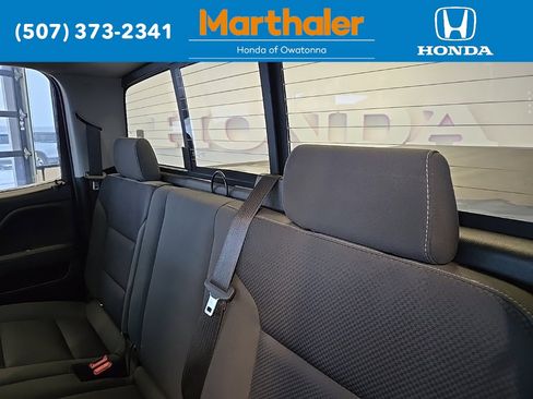 Used 2018 Chevrolet Silverado 1500 LT w/ All Star Edition image 13