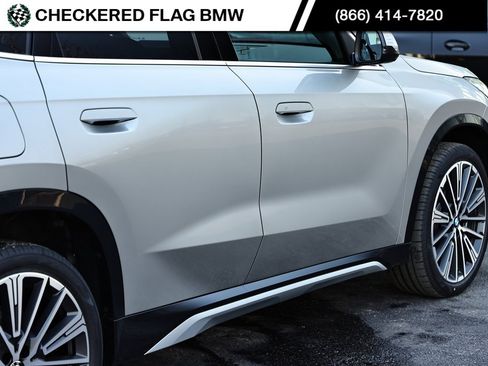 Certified 2025 BMW X1 xDrive28i w/ Technology Package image 8