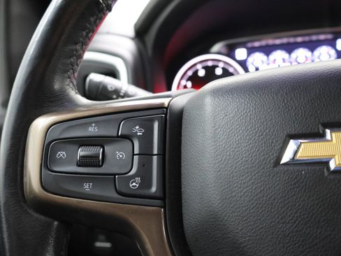 Used 2021 Chevrolet Silverado 2500 High Country w/ Z71 Off-Road Package image 15