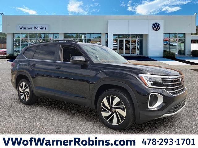 Used 2026 Volkswagen Atlas SE FWD image 1