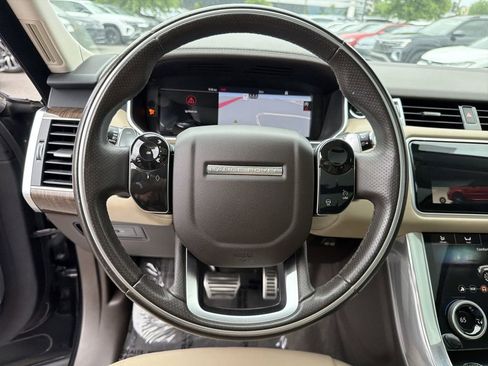 Used 2019 Land Rover Range Rover Sport Supercharged AWD/4WD image 22