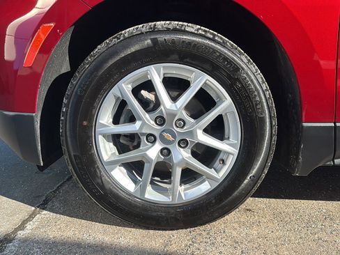 Used 2023 Chevrolet Equinox LT image 41