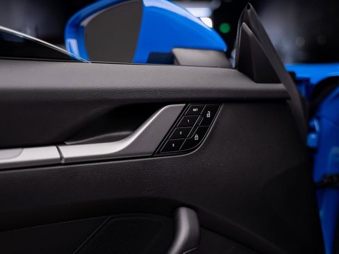 Used 2025 Porsche 911 Carrera image 56