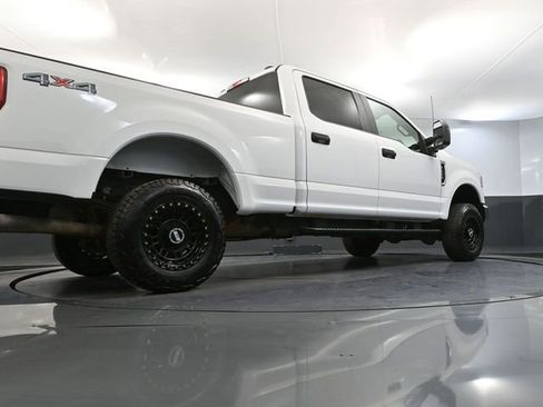 Used 2021 Ford F250 XL w/ Power Equipment Group image 47