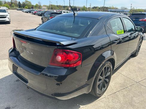 Used 2013 Dodge Avenger SE w/ Blacktop Pkg FWD image 5