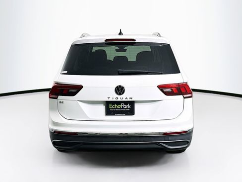 Used 2022 Volkswagen Tiguan SE FWD image 7