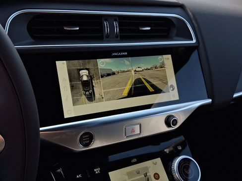 New 2024 Jaguar I-PACE R-Dynamic HSE AWD/4WD image 17