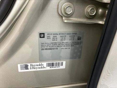 Used 2016 Cadillac XTS Luxury w/ Driver Awareness Package FWD image 19